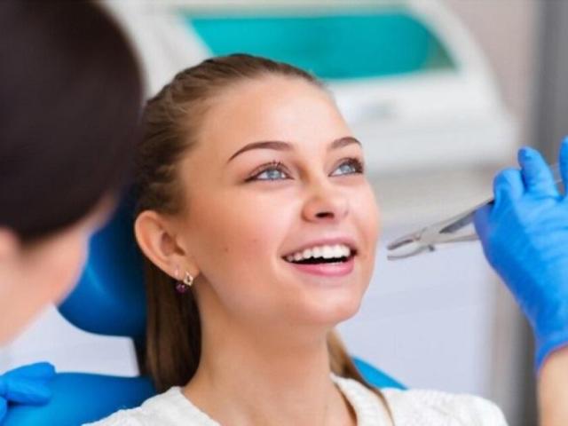 Tooth Extractions in Burbank, CA